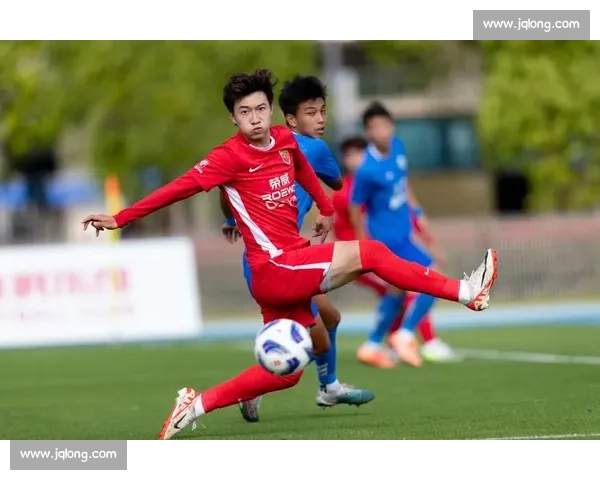 8 分钟闪击 + 3 纪录！李新翔刘若钒引爆海港梦幻开局