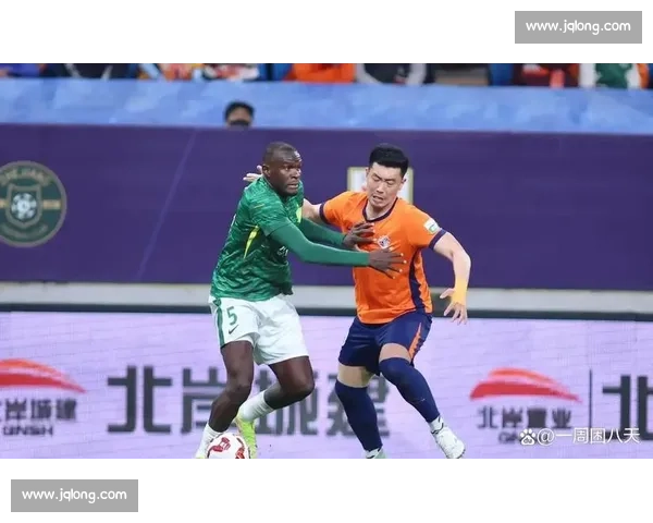 中超：2-2 绝平！青岛西海岸阻击成都蓉城登顶